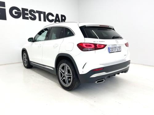 MERCEDES CLASE GLA 200D 150CV AUTO AMG 2021 de segunda mano