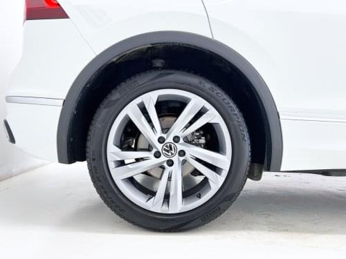 Comprar VOLKSWAGEN TIGUAN R-LINE 1.5 TSI 150CV DSG 2023 de segunda mano VOLKSWAGEN TIGUAN R-LINE 1.5 TSI 150CV DSG 2023 de segunda mano