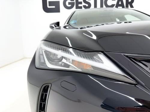 LEXUS UX 250H 184 CV 2019 de segunda mano