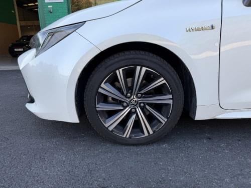 TOYOTA COROLLA 180H STYLE E-CVT TOURING SPORT 2021 de segunda mano