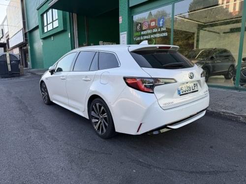TOYOTA COROLLA 180H STYLE E-CVT TOURING SPORT 2021 de segunda mano