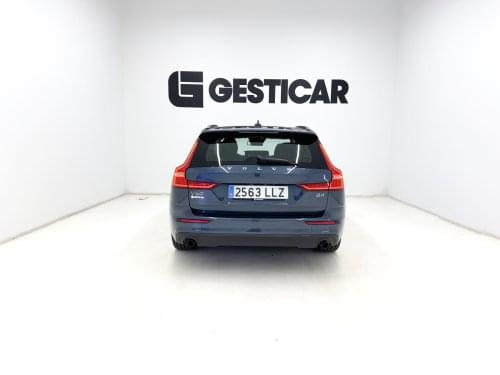 Comprar VOLVO V60 2.0 B4 MOMENTUM CORE AUTO 197CV 2020 de segunda mano VOLVO V60 2.0 B4 MOMENTUM CORE AUTO 197CV 2020 de segunda mano