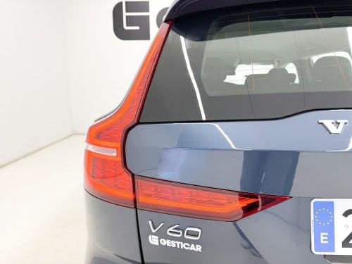 Comprar VOLVO V60 2.0 B4 MOMENTUM CORE AUTO 197CV 2020 de segunda mano VOLVO V60 2.0 B4 MOMENTUM CORE AUTO 197CV 2020 de segunda mano