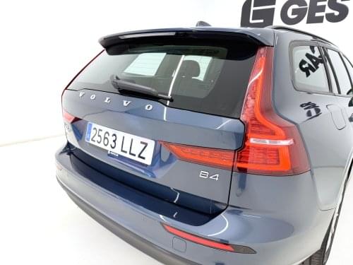 Comprar VOLVO V60 2.0 B4 MOMENTUM CORE AUTO 197CV 2020 de segunda mano VOLVO V60 2.0 B4 MOMENTUM CORE AUTO 197CV 2020 de segunda mano