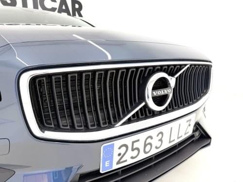 Comprar VOLVO V60 2.0 B4 MOMENTUM CORE AUTO 197CV 2020 de segunda mano VOLVO V60 2.0 B4 MOMENTUM CORE AUTO 197CV 2020 de segunda mano