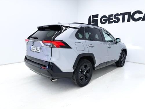 TOYOTA RAV4 PLUGIN 300PH ECVT ADVANCE 2023 de segunda mano