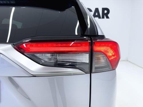 TOYOTA RAV4 PLUGIN 300PH ECVT ADVANCE 2023 de segunda mano