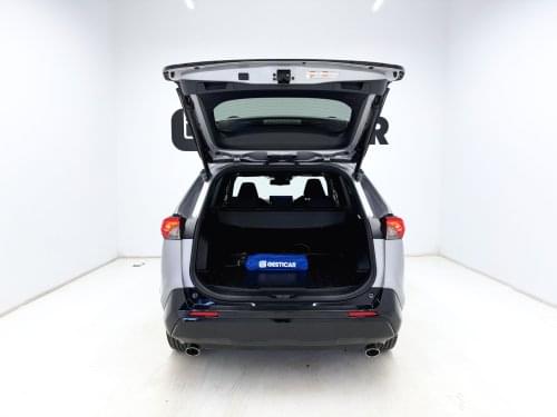 TOYOTA RAV4 PLUGIN 300PH ECVT ADVANCE 2023 de segunda mano