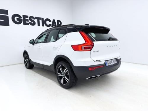 Comprar VOLVO XC40 1.5 T3 R-DESIGN 156 CV 2018 de segunda mano VOLVO XC40 1.5 T3 R-DESIGN 156 CV 2018 de segunda mano