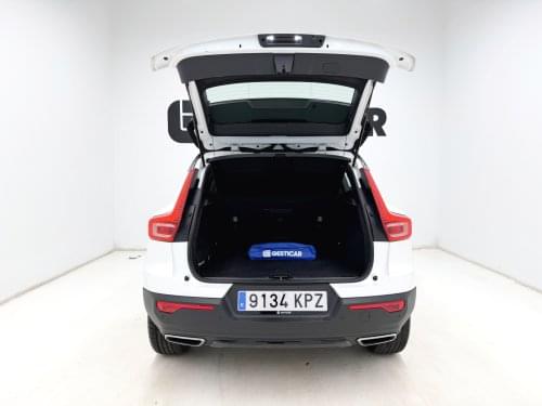 Comprar VOLVO XC40 1.5 T3 R-DESIGN 156 CV 2018 de segunda mano VOLVO XC40 1.5 T3 R-DESIGN 156 CV 2018 de segunda mano