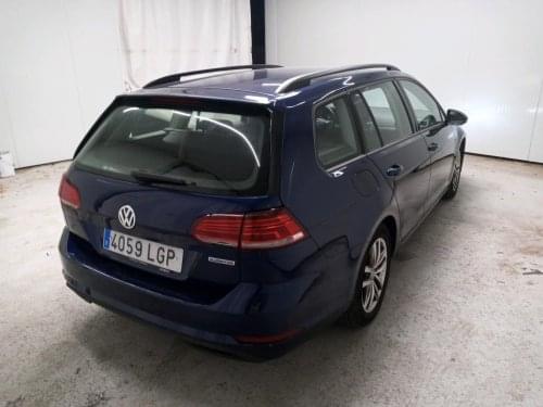 VOLKSWAGEN GOLF FAMILIAR LAST EDITION 1.5 TSI 130CV 2020 de segunda mano