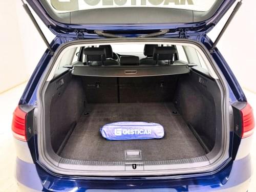 VOLKSWAGEN GOLF VARIANT LAST EDITION 1.5 TSI 130CV 2020 de segunda mano