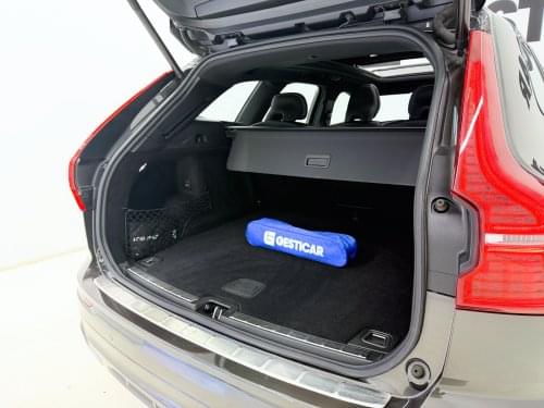 Comprar VOLVO XC60 2.0 T6 AWD RECHARGE R-DESIGN 340CV 2021 de segunda mano VOLVO XC60 2.0 T6 AWD RECHARGE R-DESIGN 340CV 2021 de segunda mano