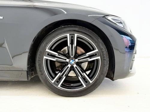 Comprar BMW SERIE 4 420D CABRIO 190CV 2024 de segunda mano BMW SERIE 4 420D CABRIO 190CV 2024 de segunda mano