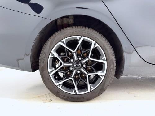 KIA CEED TOURER 1.5 MHEV 160CV GT LINE DCT 2023 de segunda mano