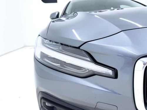 Comprar VOLVO V60 2.0 B3 G MOMENTUM PRO 163CV 2021 de segunda mano VOLVO V60 2.0 B3 G MOMENTUM PRO 163CV 2021 de segunda mano