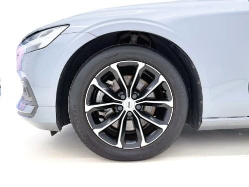 Comprar VOLVO V60 2.0 B3 G MOMENTUM PRO 163CV 2021 de segunda mano VOLVO V60 2.0 B3 G MOMENTUM PRO 163CV 2021 de segunda mano