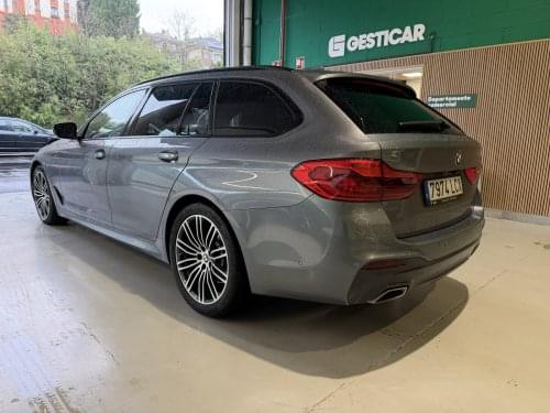 BMW SERIE 5 TOURING 520D PACK M 2019 de segunda mano
