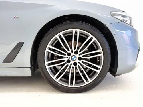 Comprar BMW SERIE 5 TOURING 520D PACK M 2019 de segunda mano BMW SERIE 5 TOURING 520D PACK M 2019 de segunda mano