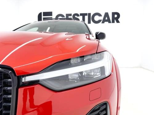 Comprar VOLVO XC60 2.0 T6 AWD RECHARGE R-DESIGN 340CV 2021 de segunda mano VOLVO XC60 2.0 T6 AWD RECHARGE R-DESIGN 340CV 2021 de segunda mano