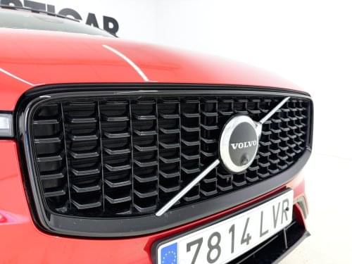 Comprar VOLVO XC60 2.0 T6 AWD RECHARGE R-DESIGN 340CV 2021 de segunda mano VOLVO XC60 2.0 T6 AWD RECHARGE R-DESIGN 340CV 2021 de segunda mano