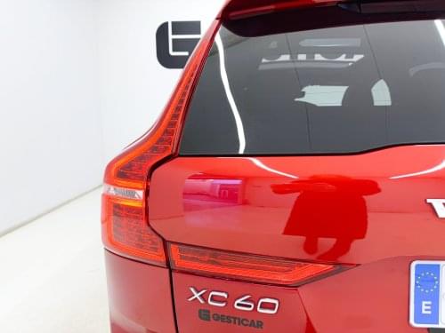 Comprar VOLVO XC60 2.0 T6 AWD RECHARGE R-DESIGN 340CV 2021 de segunda mano VOLVO XC60 2.0 T6 AWD RECHARGE R-DESIGN 340CV 2021 de segunda mano