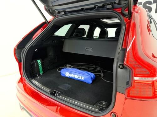 Comprar VOLVO XC60 2.0 T6 AWD RECHARGE R-DESIGN 340CV 2021 de segunda mano VOLVO XC60 2.0 T6 AWD RECHARGE R-DESIGN 340CV 2021 de segunda mano