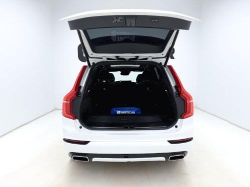 VOLVO XC90 T8 AWD RECHARGE R-DESIGN AUTO 390CV 2021 de segunda mano