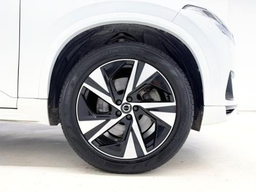 VOLVO XC90 T8 AWD RECHARGE R-DESIGN AUTO 390CV 2021 de segunda mano