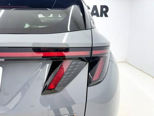 HYUNDAI TUCSON 1.6 TGDI 150 CV LINE SKY DC 2022 de segunda mano