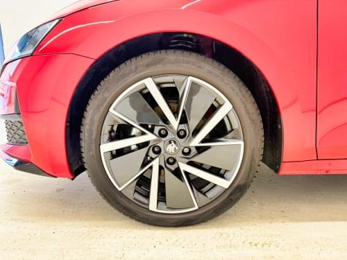 SKODA OCTAVIA COMBI 1.5ETSI 150CV DSG SPORTLINE 2025 de segunda mano