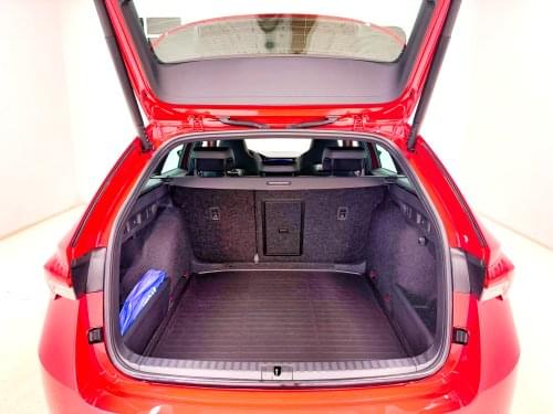 SKODA OCTAVIA COMBI 1.5ETSI 150CV DSG SPORTLINE 2025 de segunda mano