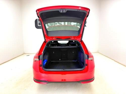 SKODA OCTAVIA COMBI 1.5ETSI 150CV DSG SPORTLINE 2025 de segunda mano