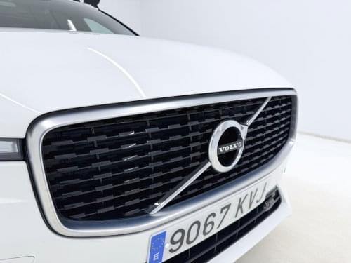 VOLVO XC60 T8 R DESIGN 390CV 2019 de segunda mano