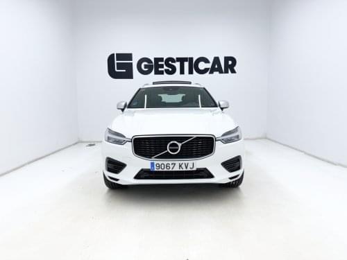 VOLVO XC60 T8 R DESIGN 390CV 2019 de segunda mano