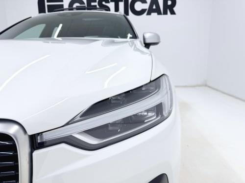 VOLVO XC60 T8 R DESIGN 390CV 2019 de segunda mano