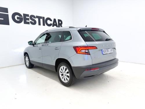 SKODA KAROQ 1.0 TSI 110CV AMBITION 2020 de segunda mano
