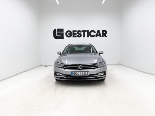 VOLKSWAGEN PASSAT VARIANT EXECUTIVE 2.0 TDI 122CV 2021 de segunda mano
