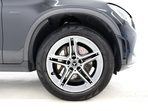 MERCEDES CLASE GLC GLC 300 E 4MATIC  319CV 2021 de segunda mano