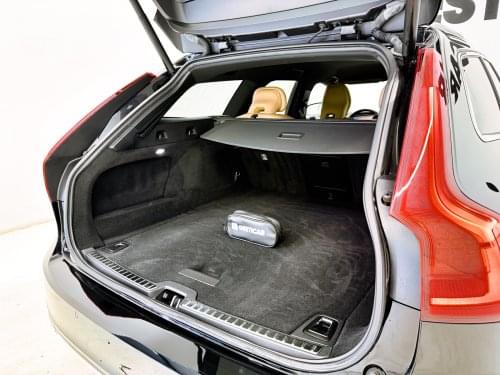 VOLVO V90 2.0 D4 190CV INSCRIPTION 2020 de segunda mano