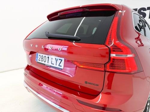 VOLVO XC60 T6 AWD RECHARGE INSCRIPTION AUTO 340CV 2022 de segunda mano