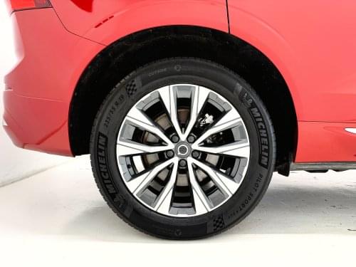 VOLVO XC60 T6 AWD RECHARGE INSCRIPTION AUTO 340CV 2022 de segunda mano