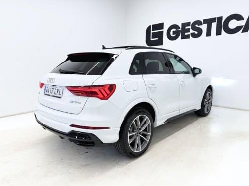 AUDI Q3 BLACK LINE 35 TFSI 150CV 2020 de segunda mano