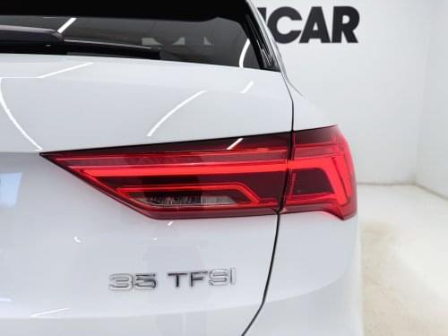 AUDI Q3 BLACK LINE 35 TFSI 150CV 2020 de segunda mano