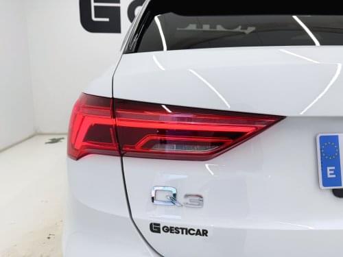 AUDI Q3 BLACK LINE 35 TFSI 150CV 2020 de segunda mano