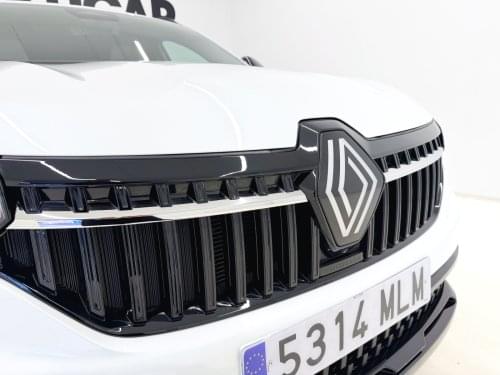 RENAULT ESPACE ICONIC ETECH FULL HYBRID 200CV 2023 de segunda mano