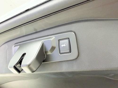 RENAULT ESPACE ICONIC ETECH FULL HYBRID 200CV 2023 de segunda mano