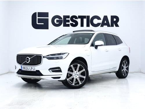 VOLVO XC60 T6 AWD RECHARGE INSCRIPTION 340CV AUTO 2021 de segunda mano