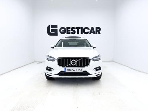VOLVO XC60 T6 AWD RECHARGE INSCRIPTION 340CV AUTO 2021 de segunda mano