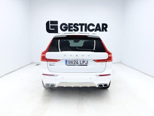 VOLVO XC60 T6 AWD RECHARGE INSCRIPTION 340CV AUTO 2021 de segunda mano